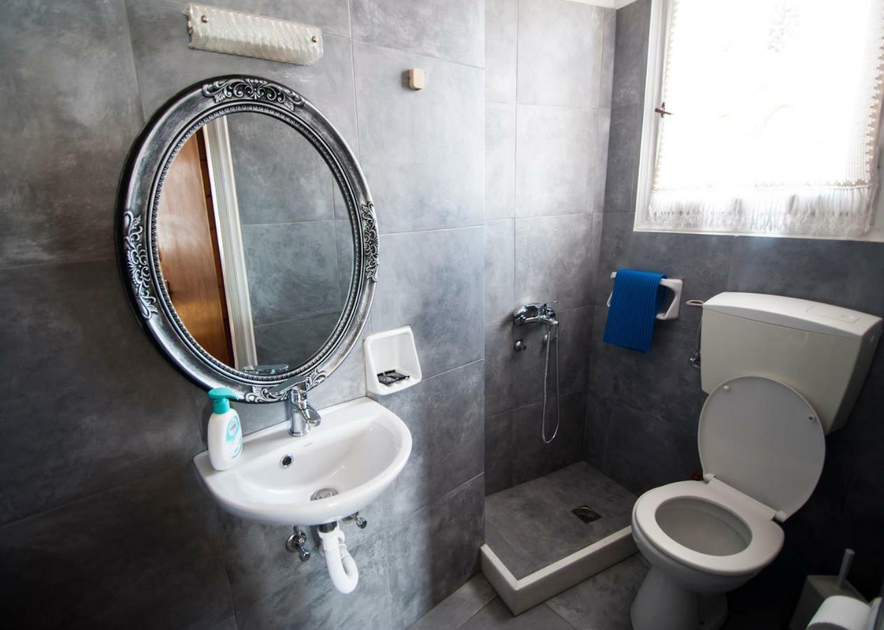 Kymata Hotel Ermoupoli Ngoại thất bức ảnh